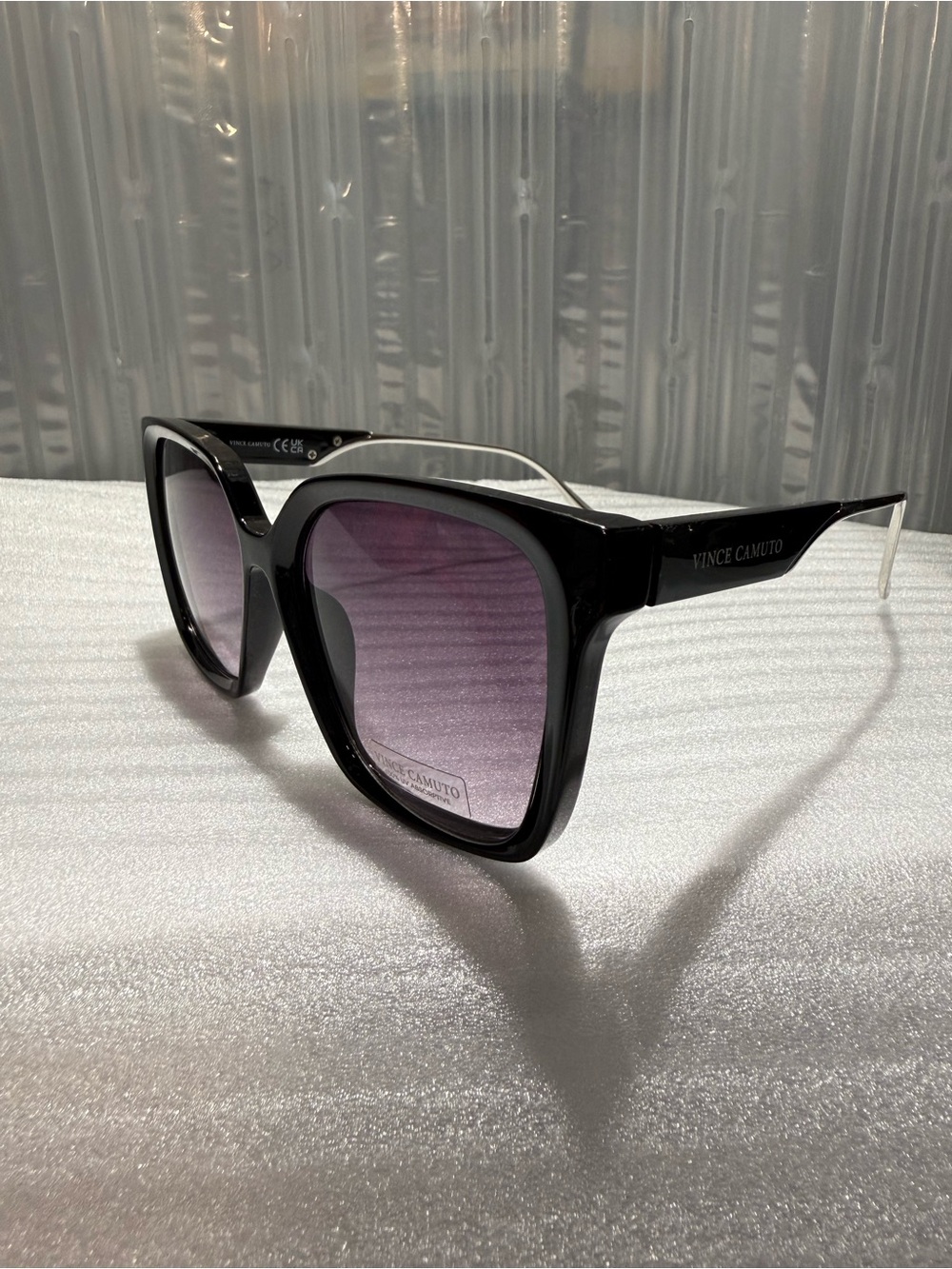Vince Camuto VC1257 Black Oversized Sunglasses Women's Square Gradient Lens NWT